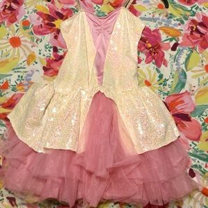 Liberts dance costume